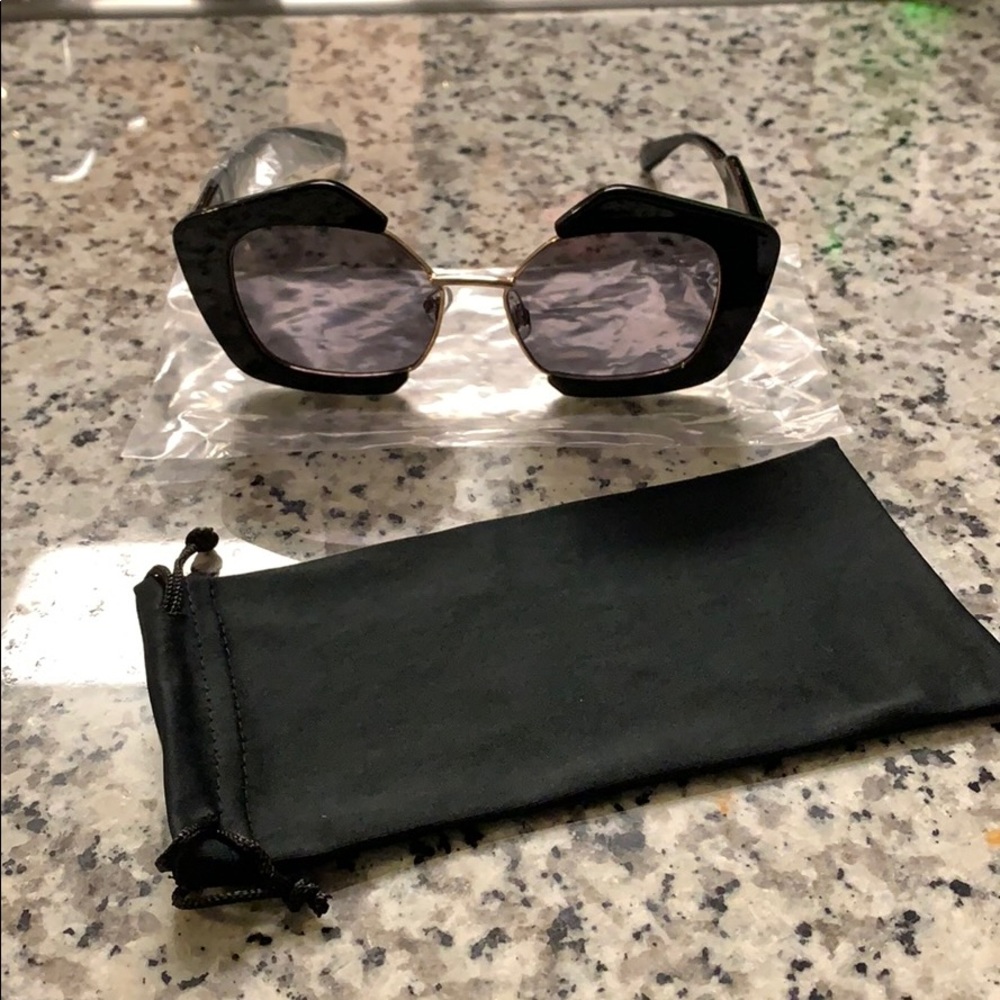 NWOT Willy Wonka Inspired Sun Shades